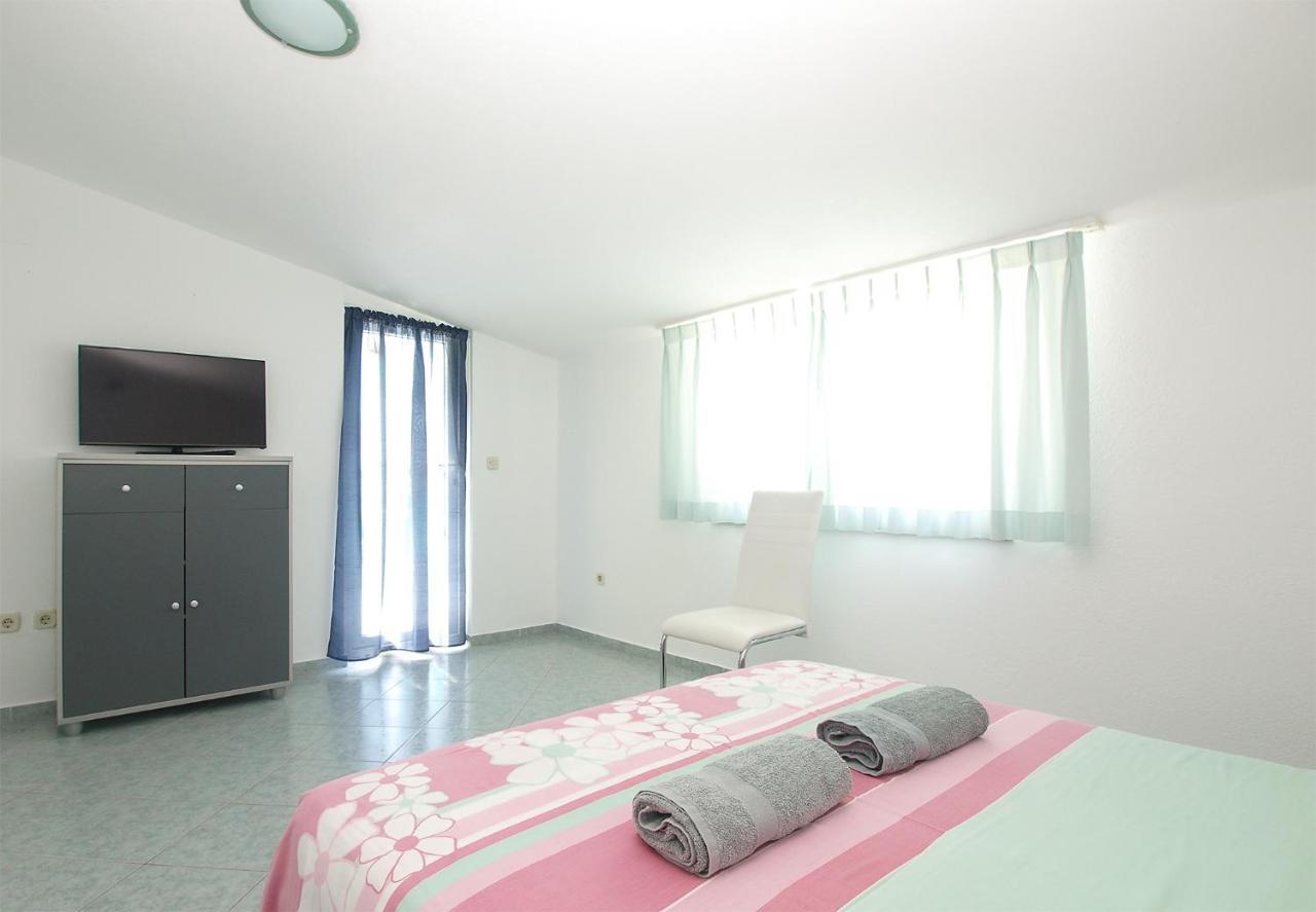 Apartments Milica 56 Πούλα Εξωτερικό φωτογραφία