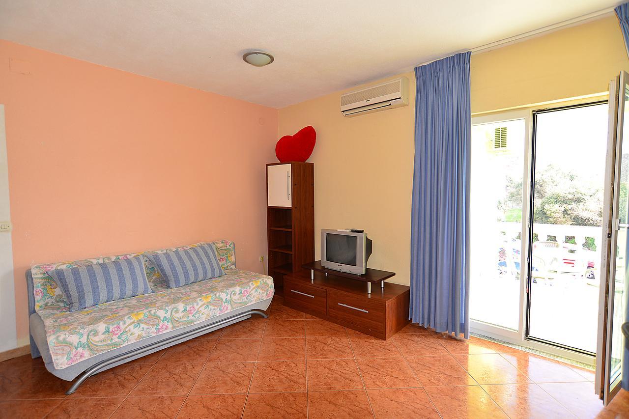 Apartments Milica 56 Πούλα Εξωτερικό φωτογραφία