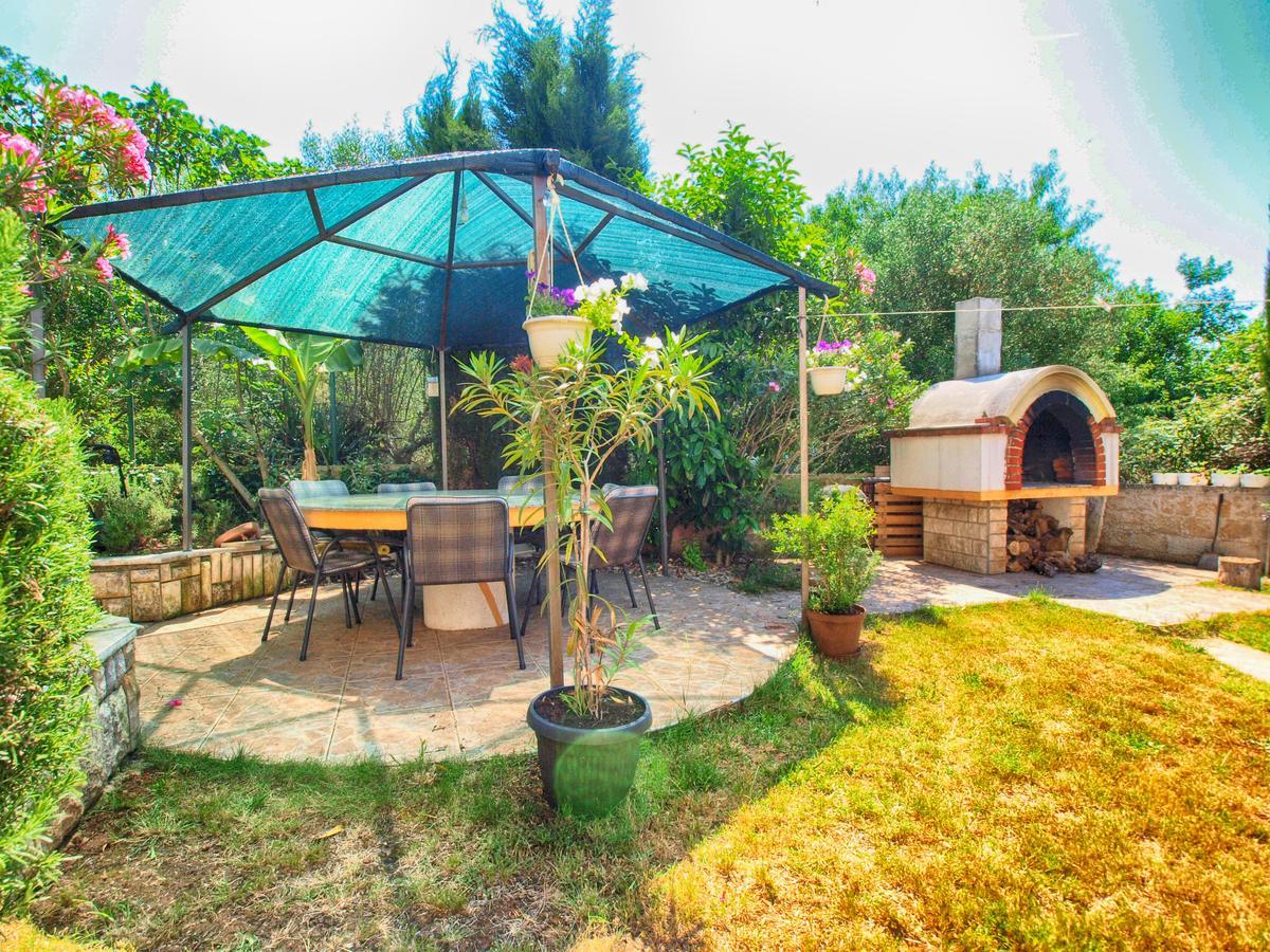 Apartments Milica 56 Πούλα Εξωτερικό φωτογραφία