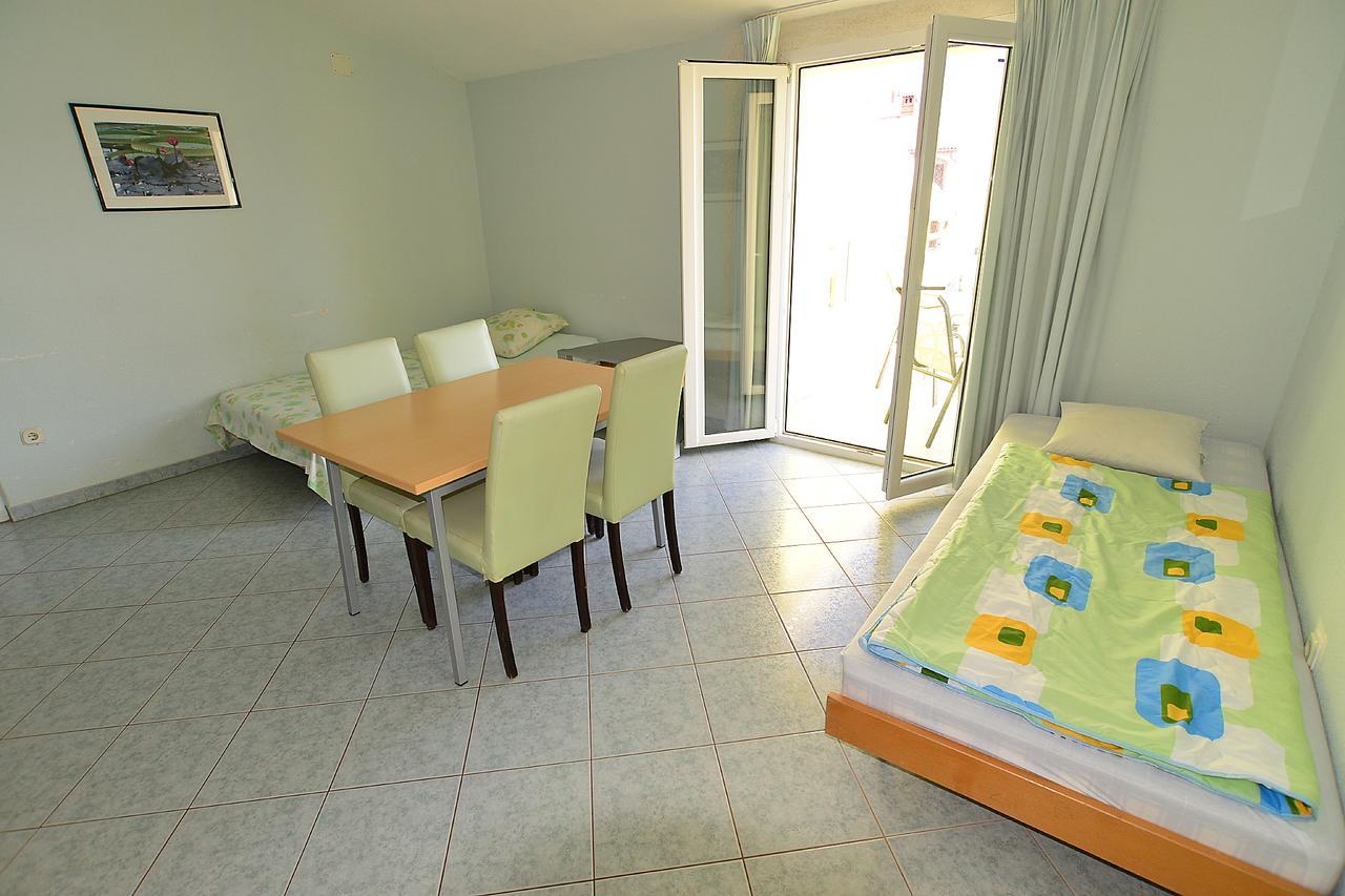 Apartments Milica 56 Πούλα Εξωτερικό φωτογραφία